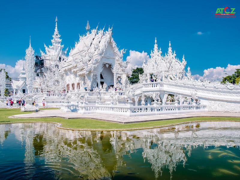 Chùa Wat Rong Khun, ngôi chùa “độc nhất vô nhị” với tông màu trắng “độc tôn”
