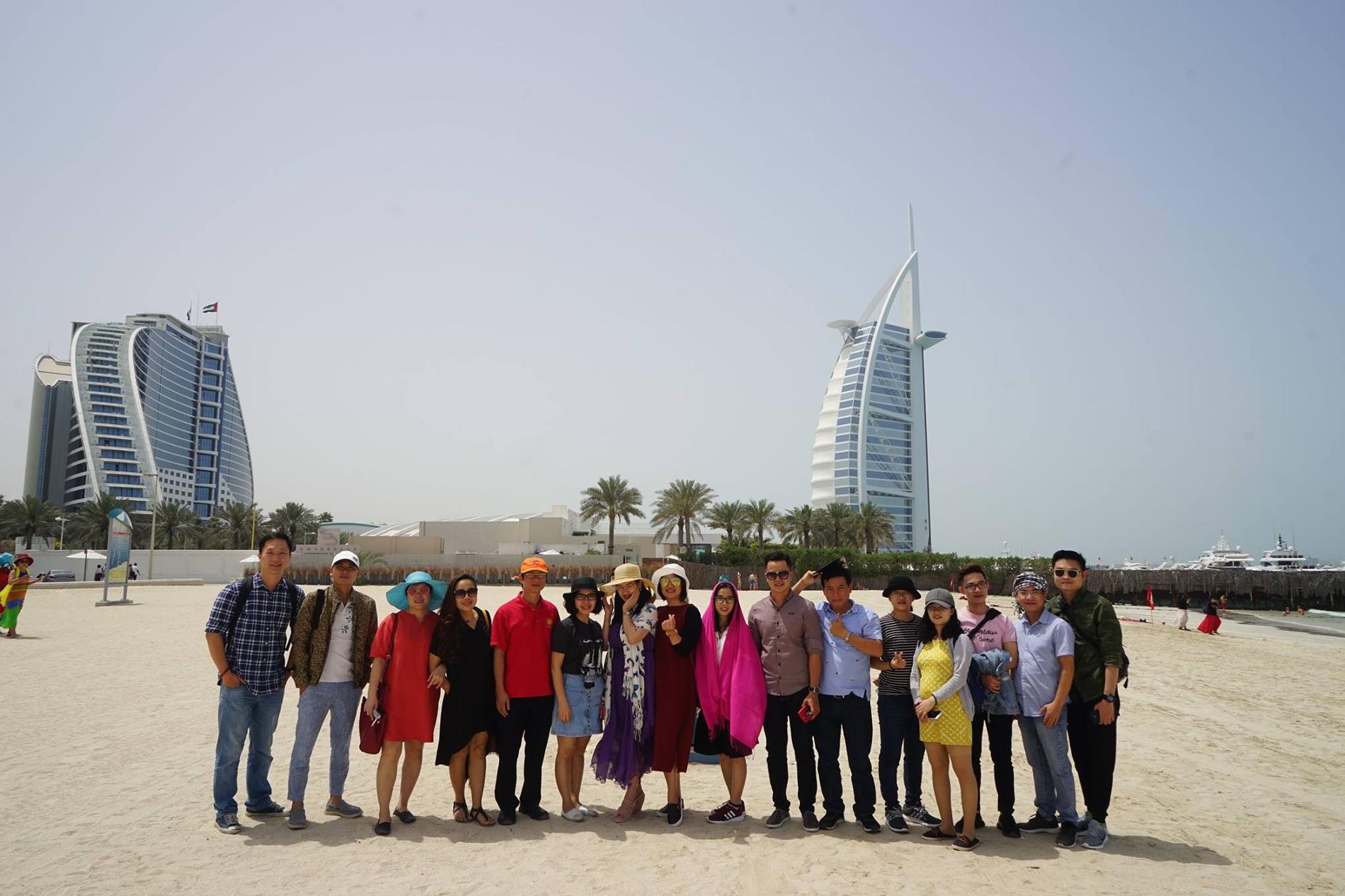 Đoàn tour Dubai ngày 1/4/2018