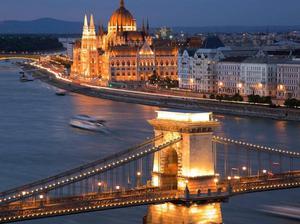 Một ngày lạc bước ở thành phố mộng mơ Budapest Hungary