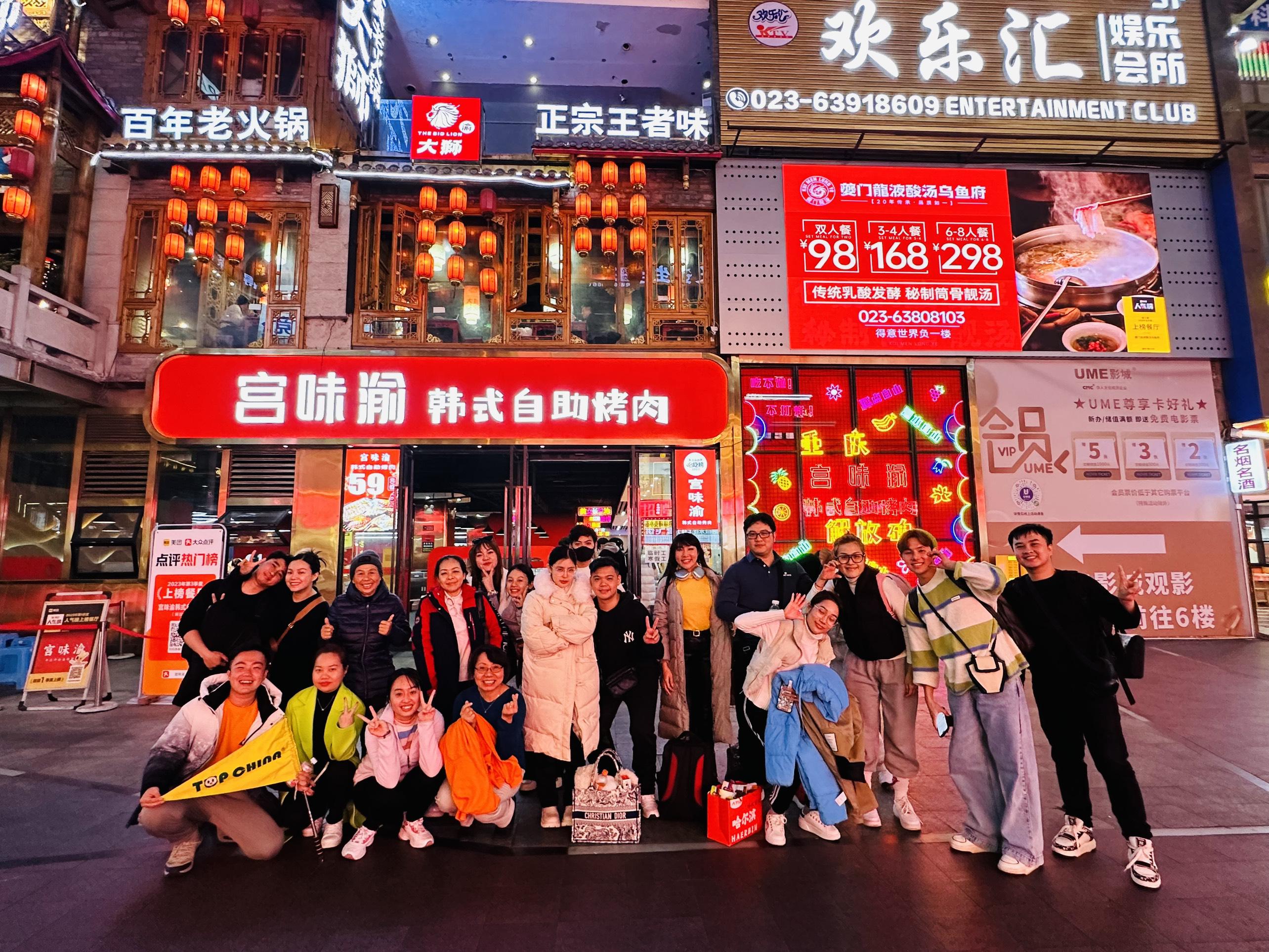 TOUR DU LỊCH TRUNG QUỐC CHINH PHỤ THẾ GIỚI BĂNG TUYẾT CÁP NHĨ TÂN