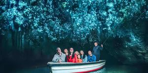 TOUR DU LỊCH NEW ZEALAND TUYẾN AUCKLAND - WAITOMO - TAUPO - ROTORUA - HOBITTON