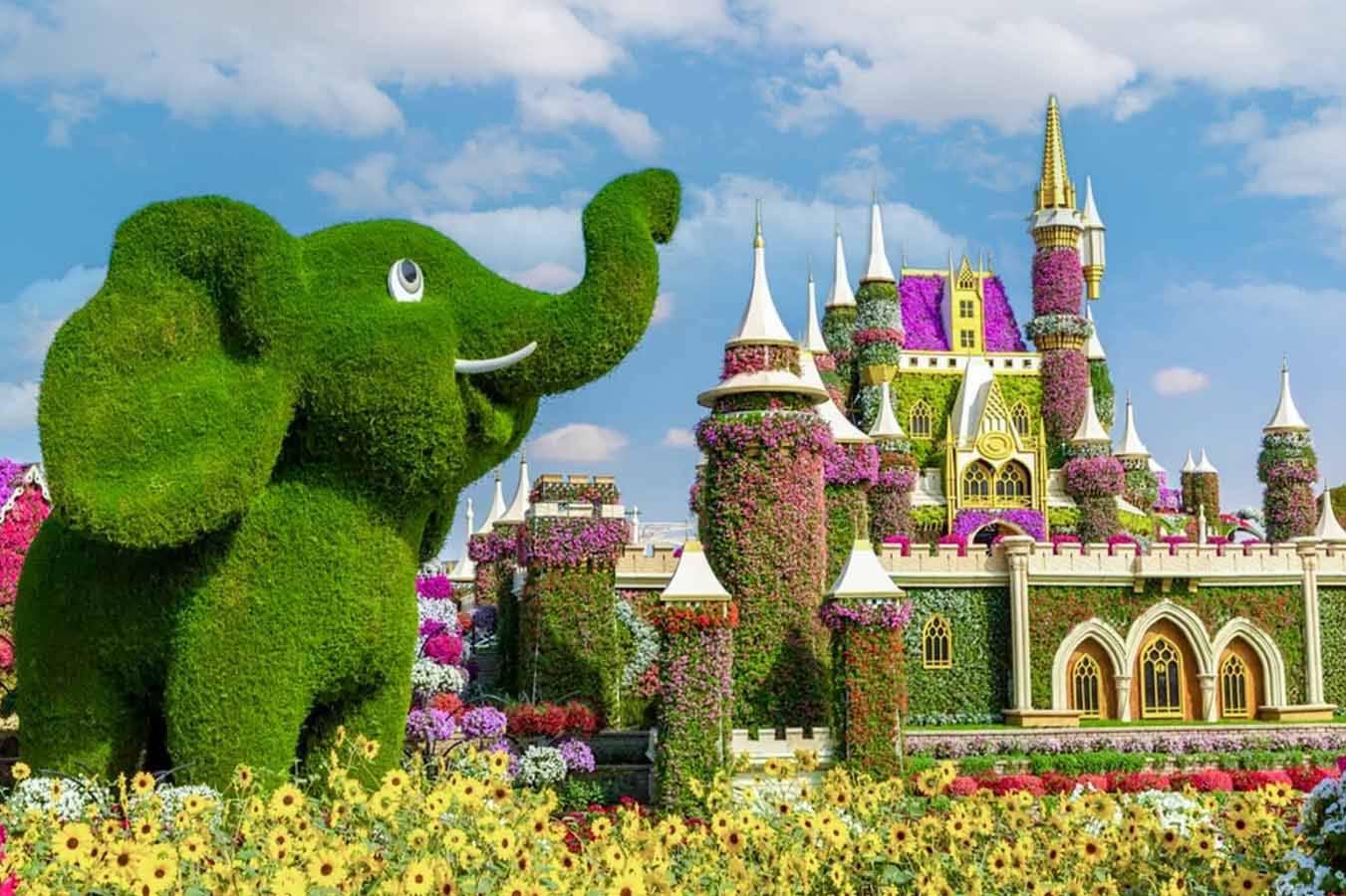 Mô hình hoa đáng yêu ở Dubai Miracle Garden