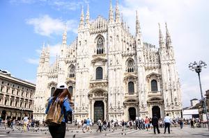 TOUR DU LỊCH CHÂU ÂU 6 NƯỚC Ý - THỤY SĨ - PHÁP - BỈ - HÀ LAN - ĐỨC