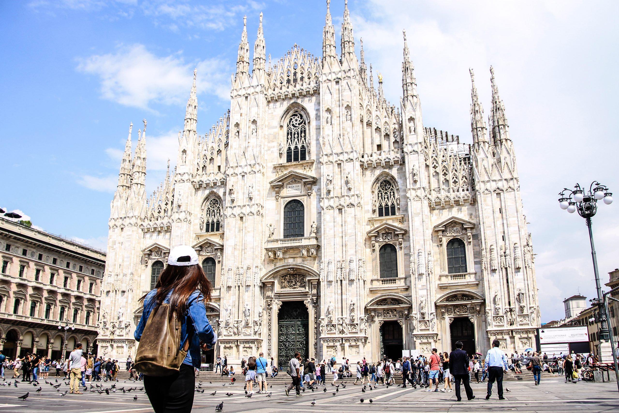TOUR DU LỊCH CHÂU ÂU 4 NƯỚC PHÁP - Ý - THỤY SĨ - VATICAN