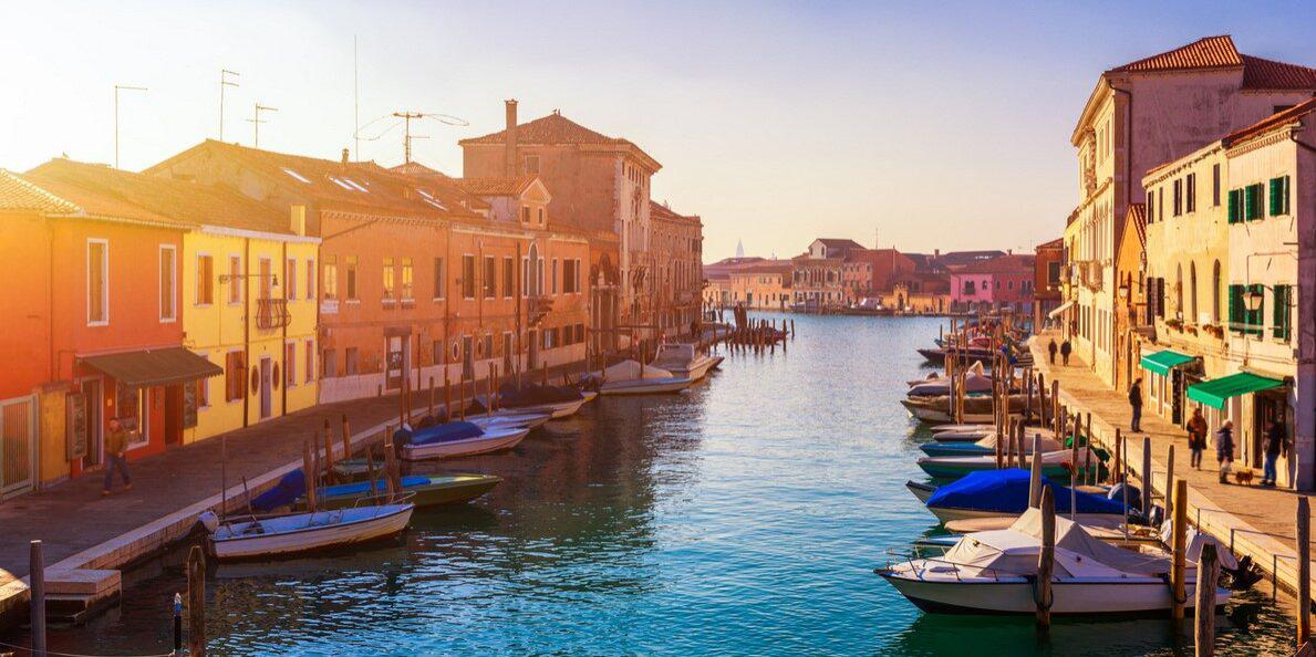 TOUR DU LỊCH CHÂU ÂU 4 NƯỚC PHÁP - Ý - THỤY SĨ - VATICAN